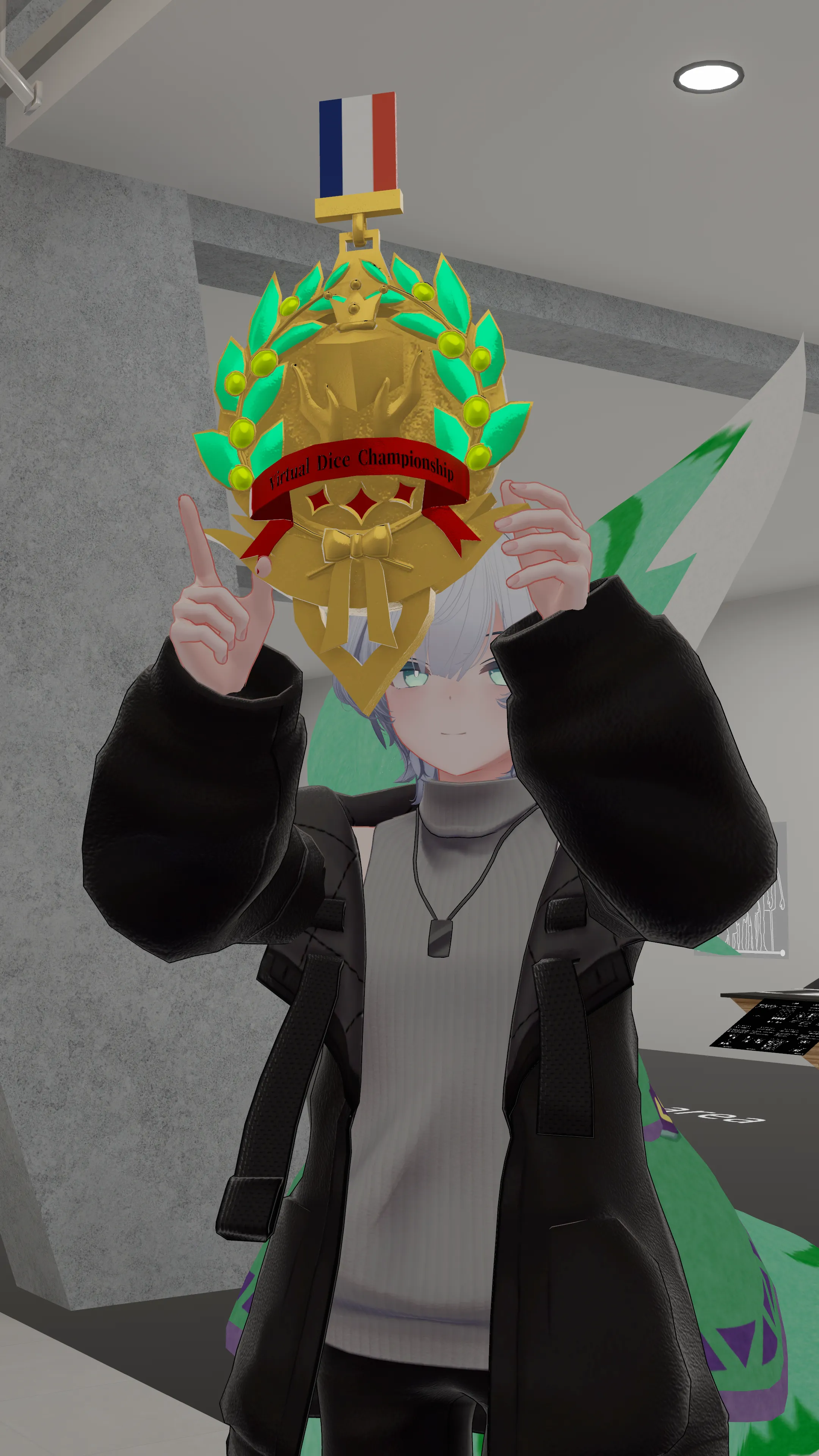 優勝バッヂを掲げるわさヴぃさん